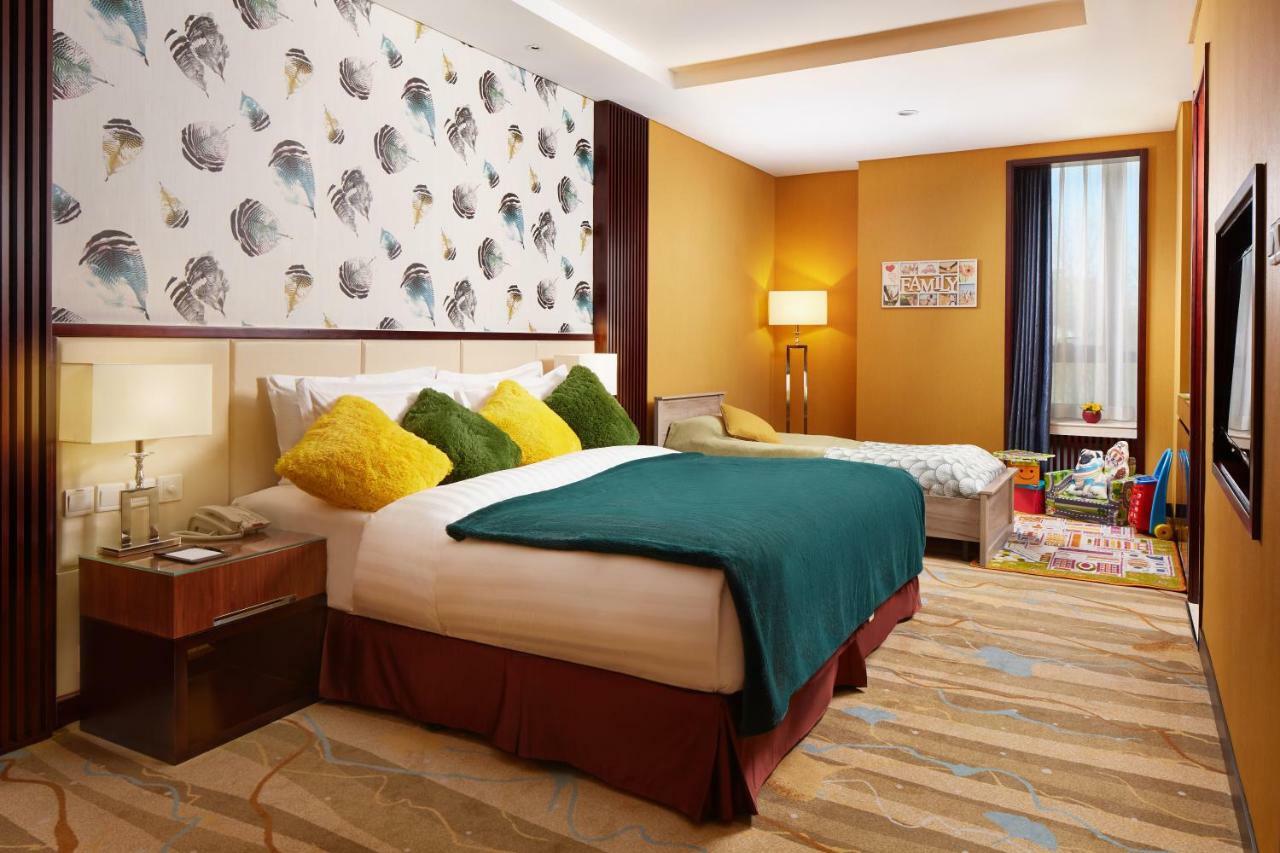 Beijing Hotel ミンスク エクステリア 写真 Family room